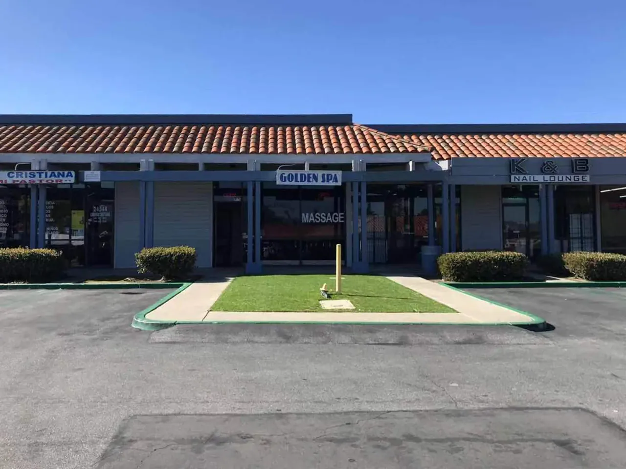 Storefront of Golden SPA Massage in Forest Ridge Plaza on Muirlands Blvd, Lake Forest, CA, with the GOLDEN SPA sign