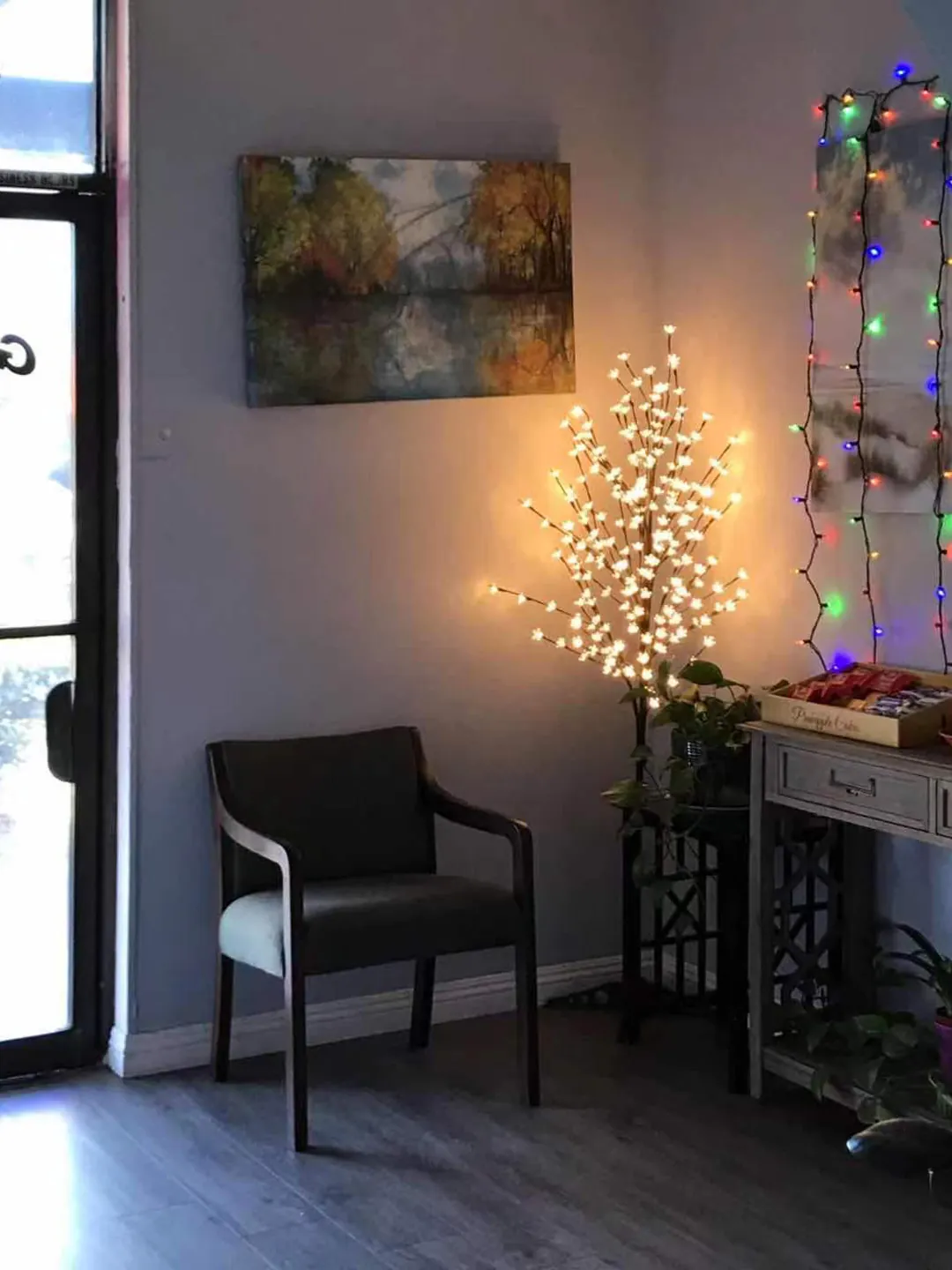Waiting chair by the window at Golden SPA Massage in Lake Forest, CA